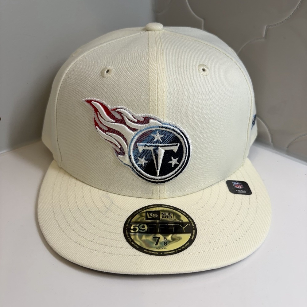 Tennessee Titans New Era 59FIFTY White Fitted Hat Size 7 5/8 - DEFECT